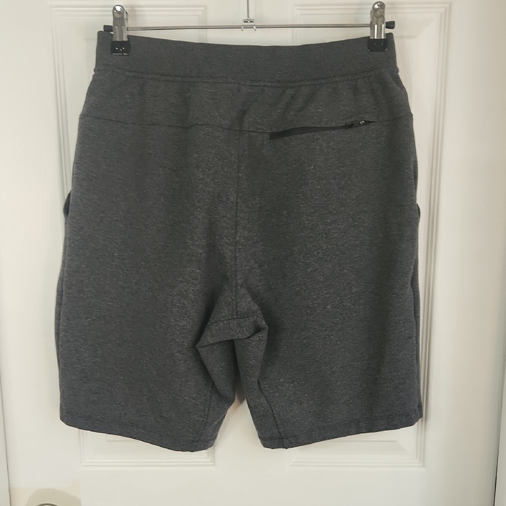Lululemon Athletica Gray Athletic Shorts with Elastic Waistband - Picture 3 of 3